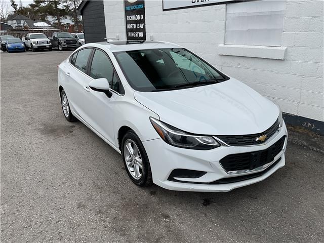 2017 Chevrolet Cruze LT Auto (Stk: 250239) in Kingston - Image 1 of 22