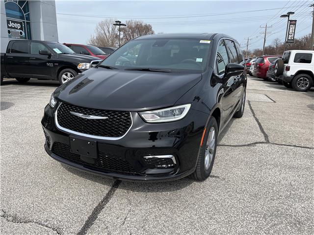 2025 Chrysler Pacifica Select (Stk: 25-236) in Sarnia - Image 1 of 20