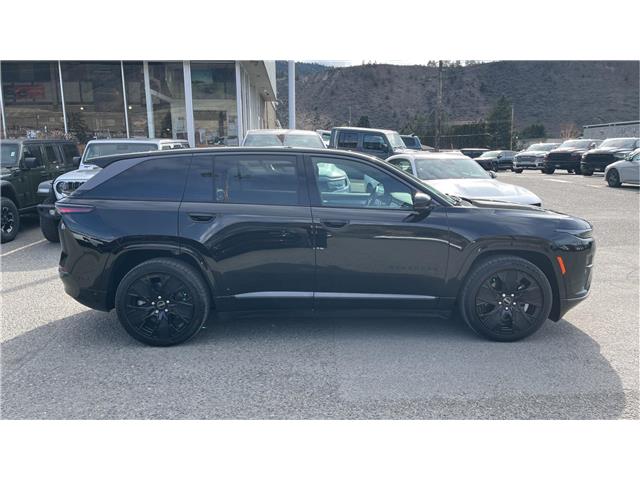 2024 Jeep Wagoneer S Launch Edition (Stk: TR227) in Kamloops - Image 8 of 27