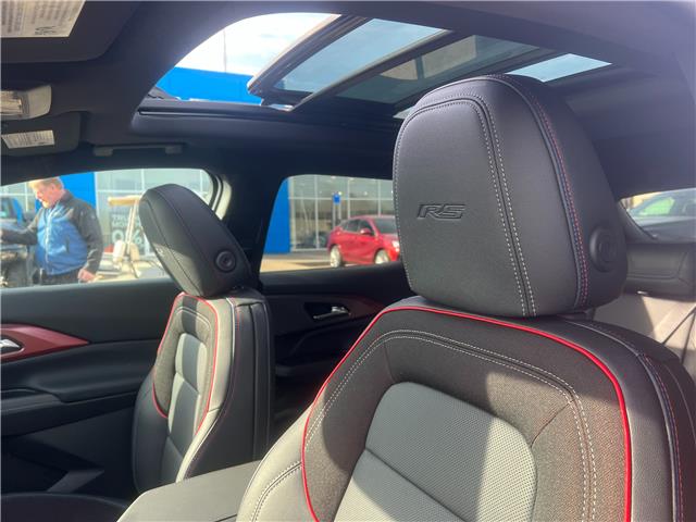 2025 Chevrolet Equinox EV RS (Stk: 25-264) in Pembroke - Image 11 of 16