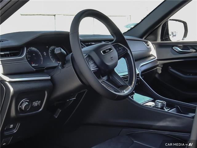 2025 Jeep Grand Cherokee Laredo (Stk: J5221) in Brantford - Image 13 of 27