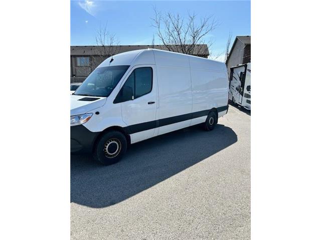2022 Mercedes-Benz Sprinter 2500 High Roof I4 Diesel (Stk: P2930) in London - Image 1 of 4