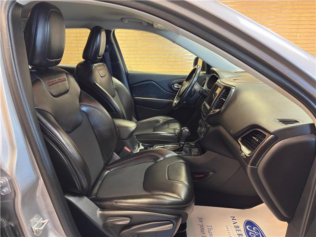2020 Jeep Cherokee Trailhawk (Stk: U517460) in Shellbrook - Image 14 of 23