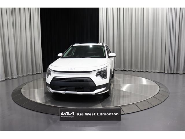 2025 Kia Niro Plug-In Hybrid EX Premium (Stk: 25930) in Edmonton - Image 2 of 24 2025 Kia Niro Plug-In Hybrid EX Premium (Stk: 25930) in Edmonton - Image 2 of 24