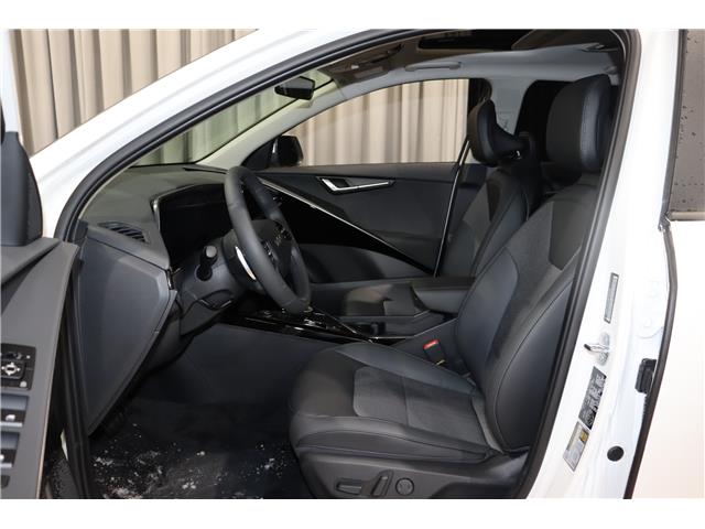 2025 Kia Niro Plug-In Hybrid EX Premium (Stk: 25930) in Edmonton - Image 12 of 24 2025 Kia Niro Plug-In Hybrid EX Premium (Stk: 25930) in Edmonton - Image 12 of 24