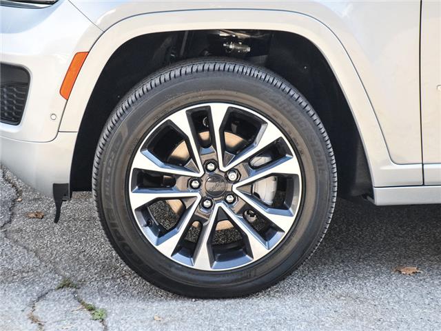 2025 Jeep Grand Cherokee Overland (Stk: 25-0025) in Toronto - Image 6 of 31
