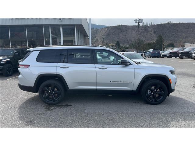 2025 Jeep Grand Cherokee L Laredo (Stk: TS069) in Kamloops - Image 8 of 24