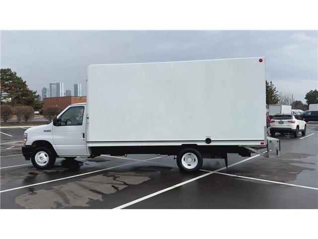 2023 Ford E-450 Cutaway  (Stk: ATNP1183) in Vaughan - Image 6 of 27