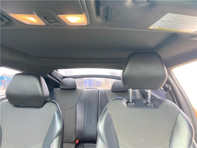 2016 Hyundai Veloster Tech (Stk: R252A) in Chatham - Image 10 of 16 2016 Hyundai Veloster Tech (Stk: R252A) in Chatham - Image 10 of 16