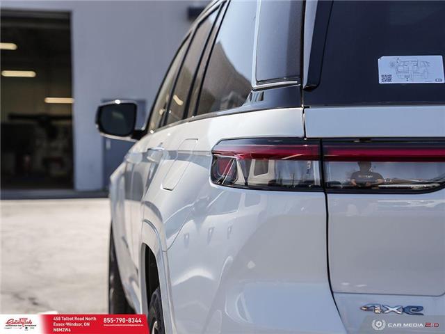 2023 Jeep Grand Cherokee 4xe Overland (Stk: 23135) in Essex-Windsor - Image 12 of 29