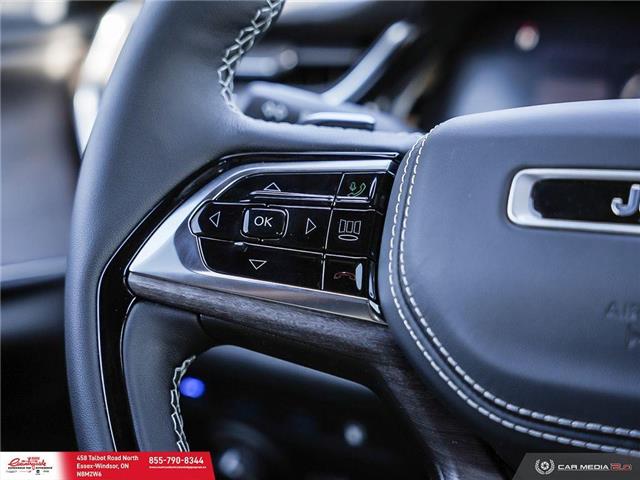 2023 Jeep Grand Cherokee 4xe Overland (Stk: 23135) in Essex-Windsor - Image 18 of 29