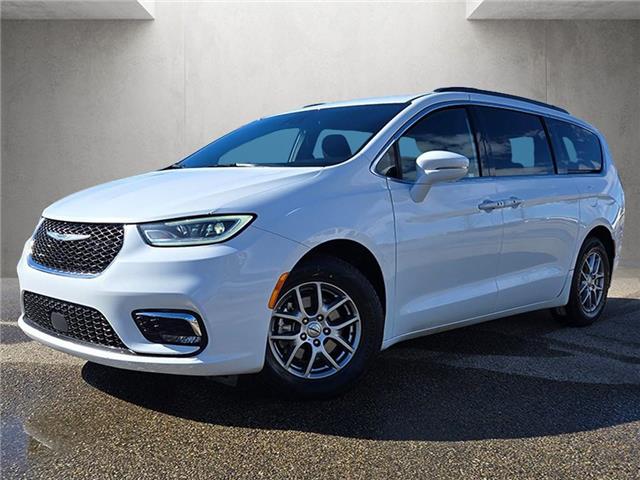 2022 Chrysler Pacifica Touring (Stk: PK25-012) in Grande Prairie - Image 1 of 26