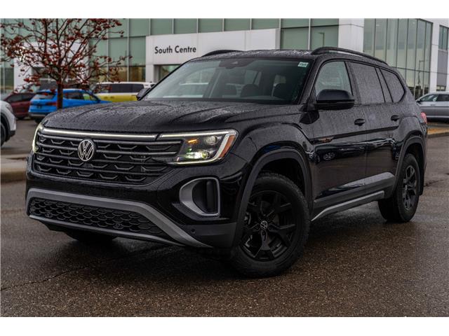 2025 Volkswagen Atlas 2.0 TSI Peak Edition (Stk: SS-140) in Calgary - Image 1 of 37