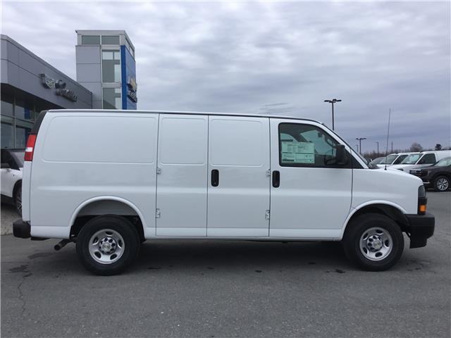 2025 Chevrolet Express 2500 Work Van (Stk: 25238) in Cornwall - Image 12 of 14