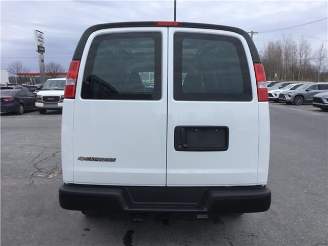 2025 Chevrolet Express 2500 Work Van (Stk: 25238) in Cornwall - Image 10 of 14