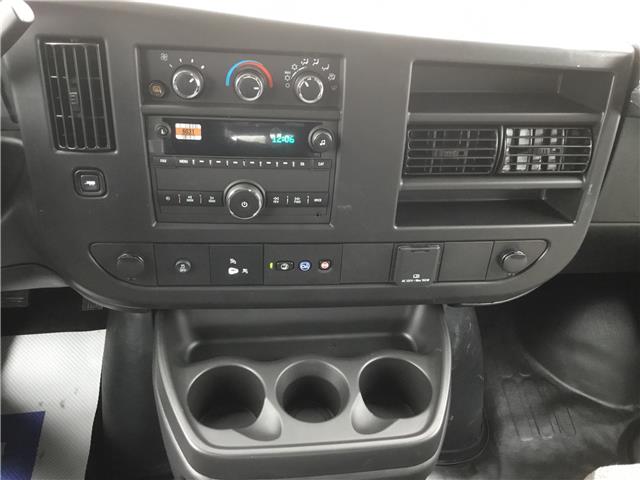 2025 Chevrolet Express 2500 Work Van (Stk: 25238) in Cornwall - Image 4 of 14