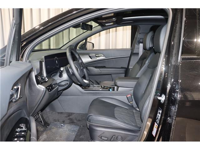 2025 Kia Sportage X-Line Limited w/Green Interior (Stk: 26039) in Edmonton - Image 10 of 28