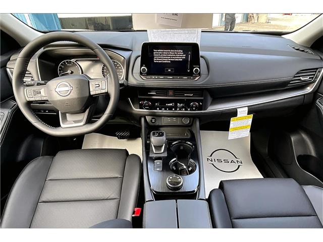 2025 Nissan Rogue SV Moonroof (Stk: 25RG8281) in Cranbrook - Image 5 of 13