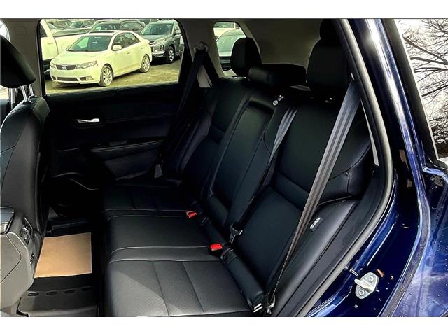 2025 Nissan Rogue SV Moonroof (Stk: 25RG8281) in Cranbrook - Image 10 of 13