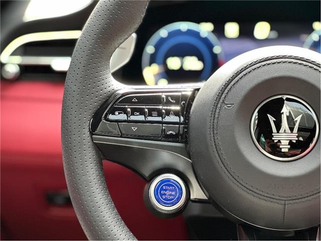 2025 Maserati Grecale Trofeo (Stk: 417MA) in Toronto - Image 25 of 30