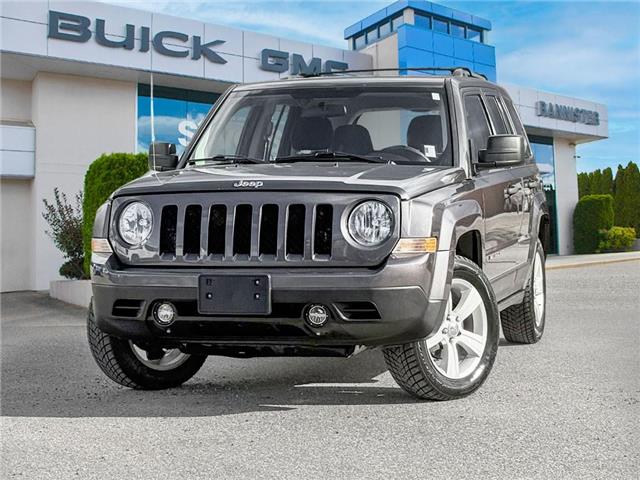 2017 Jeep Patriot Sport/North (Stk: 25196D) in Vernon - Image 1 of 25