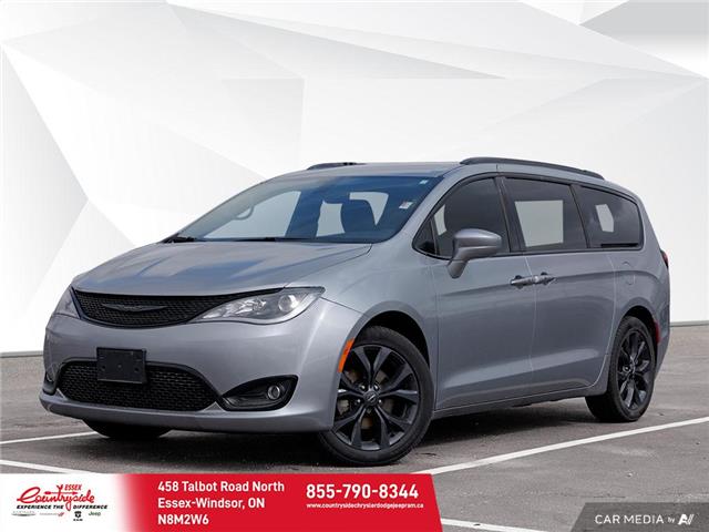 2020 Chrysler Pacifica Touring-L (Stk: 623111) in Essex-Windsor - Image 1 of 29