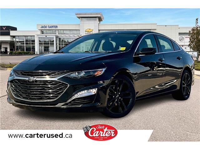 2020 Chevrolet Malibu LT (Stk: 36492U) in Calgary - Image 1 of 33