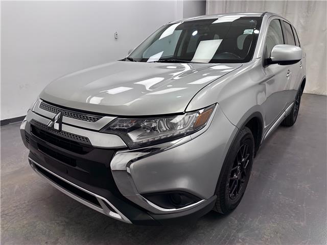 2019 Mitsubishi Outlander ES (Stk: 15107) in Lethbridge - Image 1 of 21