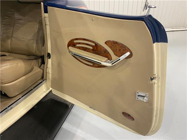 1934 Ford Roadster Convertible  (Stk: 800328) in Watford - Image 18 of 46