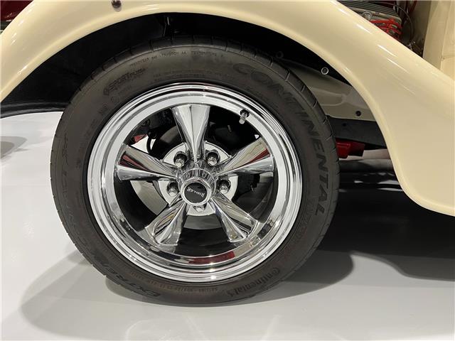 1934 Ford Roadster Convertible  (Stk: 800328) in Watford - Image 17 of 46