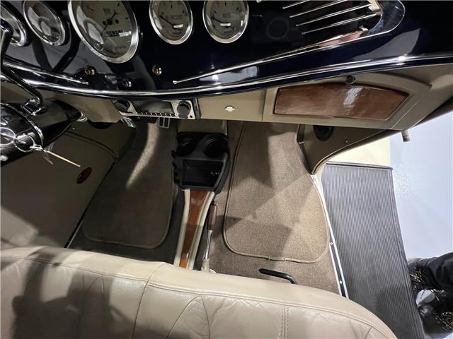 1934 Ford Roadster Convertible  (Stk: 800328) in Watford - Image 29 of 46