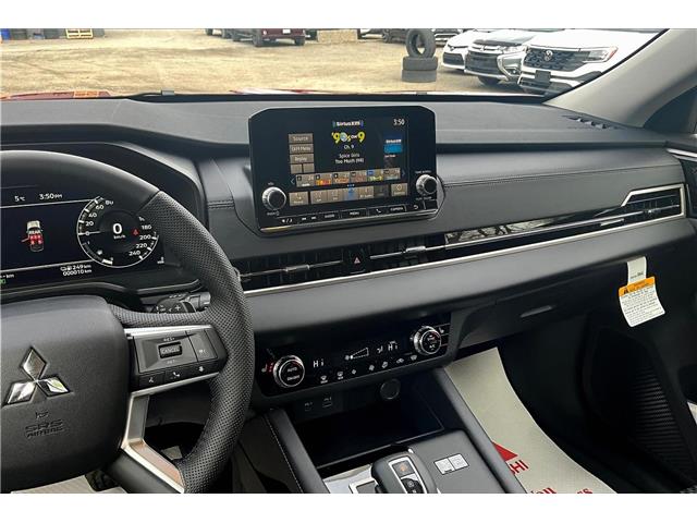 2025 Mitsubishi Outlander PHEV ES (Stk: 25P6588) in Cranbrook - Image 7 of 13