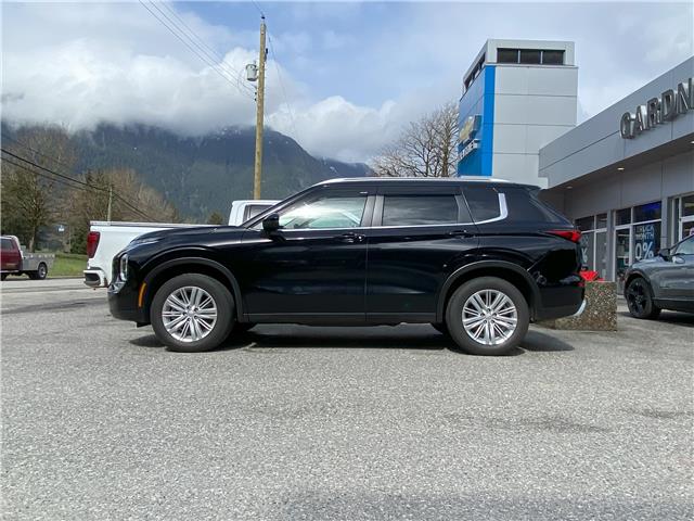 2023 Mitsubishi Outlander SE (Stk: 5T044B) in Hope - Image 2 of 16 2023 Mitsubishi Outlander SE (Stk: 5T044B) in Hope - Image 2 of 16