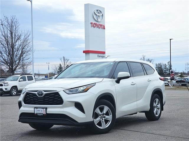 2020 Toyota Highlander LE (Stk: 25200A) in Bowmanville - Image 1 of 28