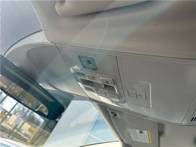2025 Volkswagen Taos Highline (Stk: 12863) in Peterborough - Image 17 of 22