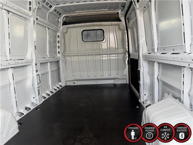 2025 RAM ProMaster 2500 High Roof (Stk: 25021) in Saint-Léonard - Image 11 of 17