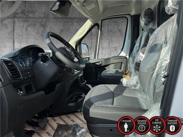 2025 RAM ProMaster 2500 High Roof (Stk: 25021) in Saint-Léonard - Image 12 of 17
