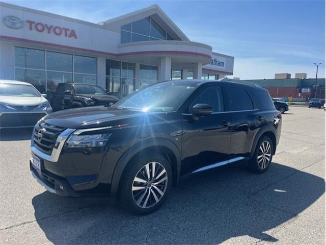 2022 Nissan Pathfinder Platinum (Stk: CP12380) in Chatham - Image 1 of 10
