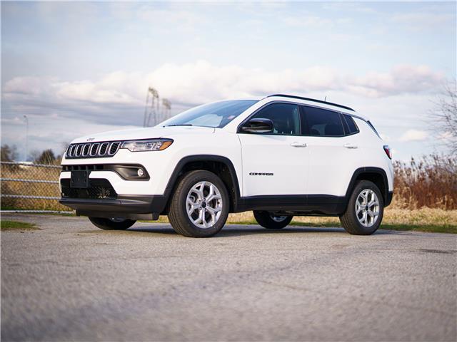 2025 Jeep Compass North (Stk: S577921) in Surrey - Image 1 of 22