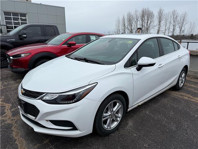 2016 Chevrolet Cruze LT Auto (Stk: 24252) in Pembroke - Image 1 of 1