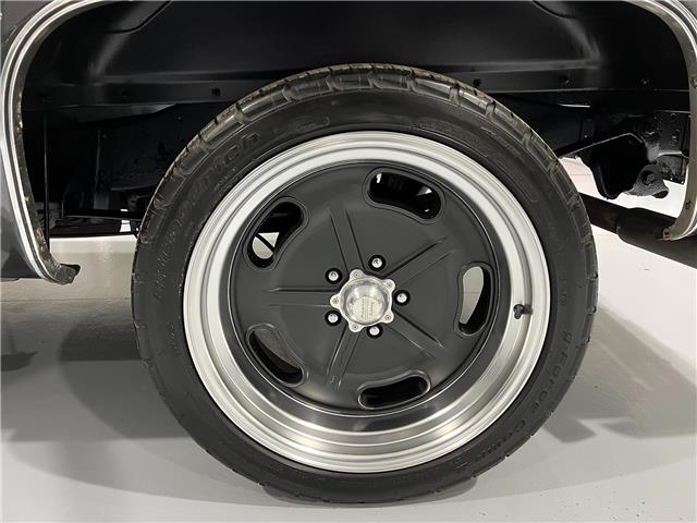 1987 Chevrolet Square Body R10 Single Cab (Stk: 180129) in Watford - Image 14 of 36