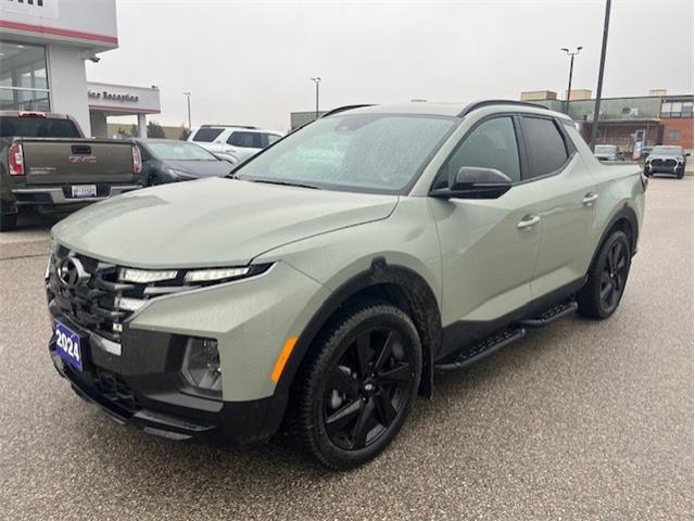 2024 Hyundai Santa Cruz Ultimate w/Colour Package Green with 11,600km at $48,699
