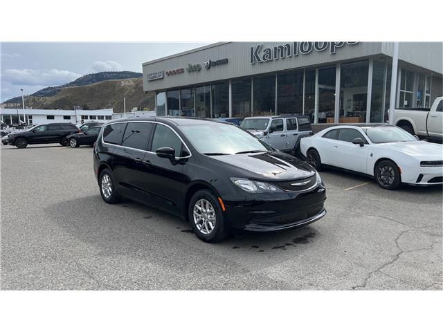 2025 Chrysler Grand Caravan SXT (Stk: TS074) in Kamloops - Image 1 of 26
