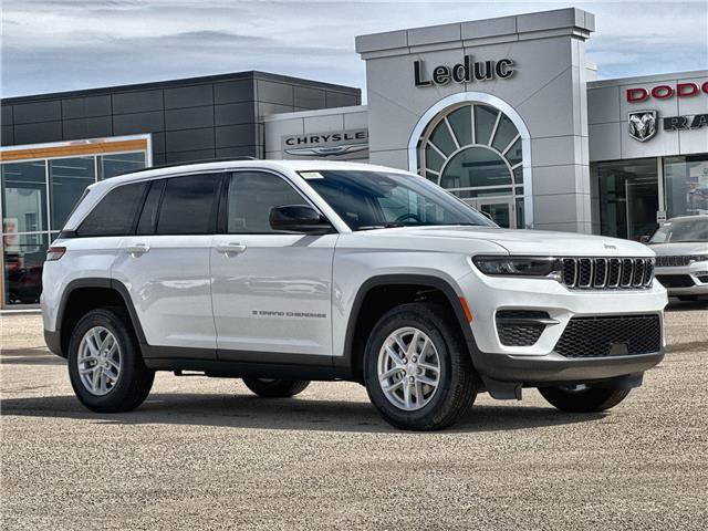 2025 Jeep Grand Cherokee Laredo (Stk: S117) in Leduc - Image 1 of 18