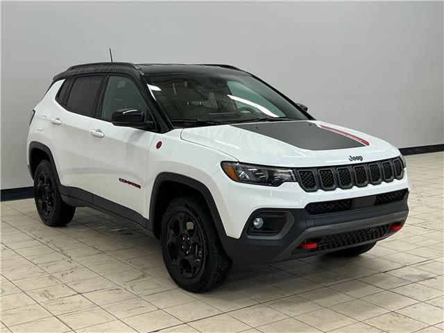 2023 Jeep Compass Trailhawk (Stk: T557285) in Courtenay - Image 1 of 16