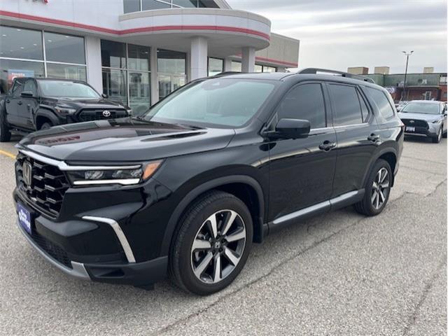 2023 Honda Pilot Touring Black with 10,074km at $56,899