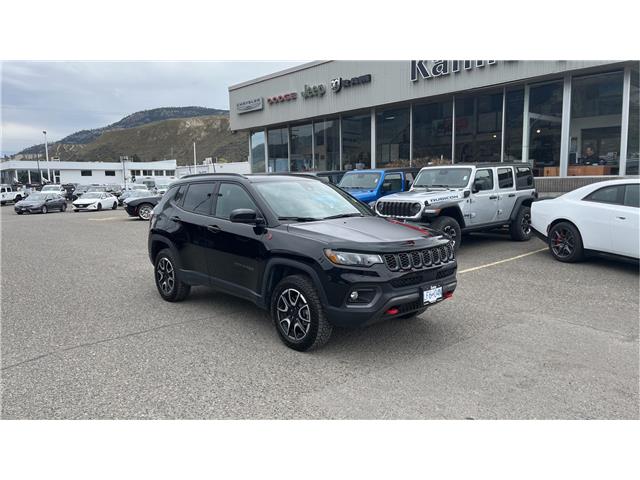 2024 Jeep Compass Trailhawk (Stk: TR135) in Kamloops - Image 1 of 26