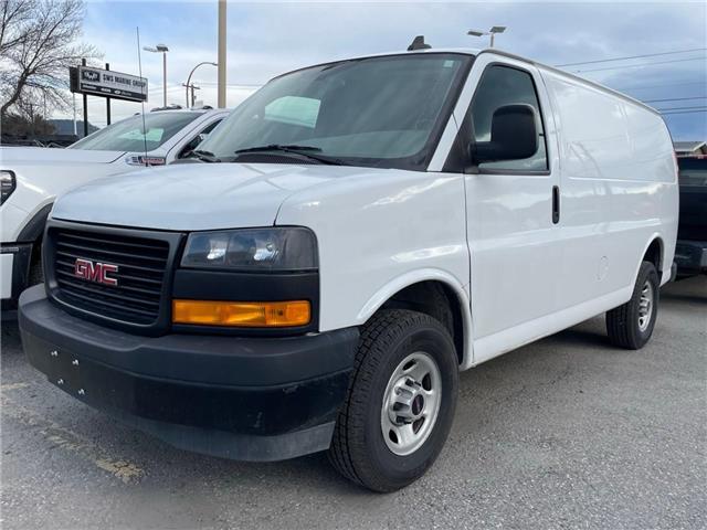 2021 GMC Savana 3500 Work Van (Stk: P24-1025) in Kelowna - Image 1 of 3