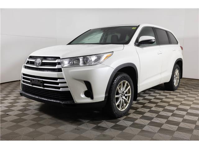2018 Toyota Highlander LE (Stk: Q4835A) in London - Image 1 of 9