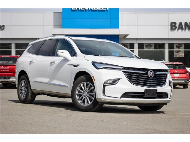 2023 Buick Enclave Essence (Stk: 5P158) in Kamloops - Image 1 of 17
